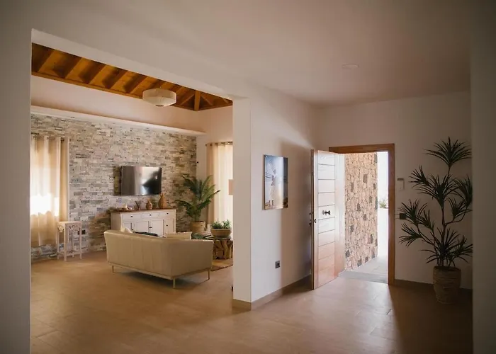 Yellow - Sunlite Double In Barbuja Apartament