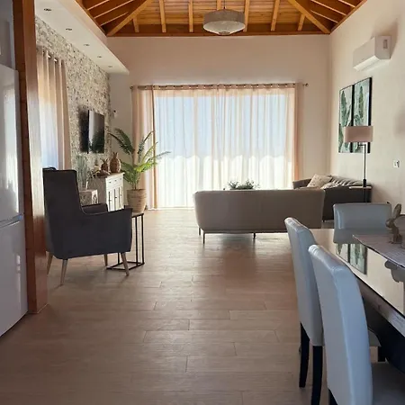 Διαμέρισμα Yellow - Sunlite Double In Barbuja Tefía