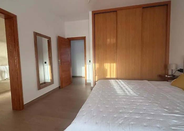 شقة Yellow - Sunlite Double In Barbuja