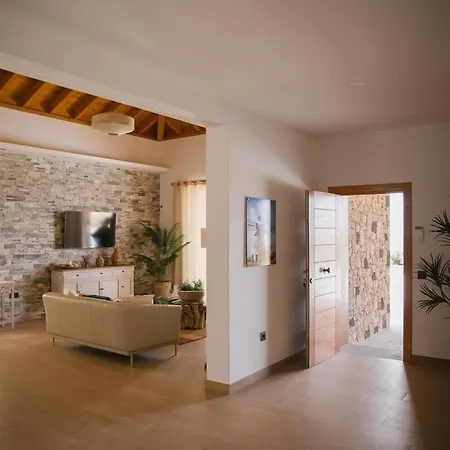 Yellow - Sunlite Double Private In Barbuja Апартаменты
